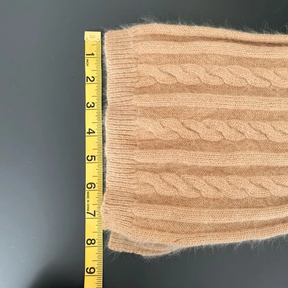Tan Cashmere Cable Knit Scarf 47” long Luxurious Rich Feminine Elegant Preppy